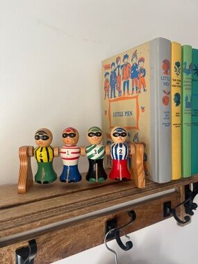 House of Marbles Bash a Burglar Game | Wooden Vintage Style Toy | Kids Decor